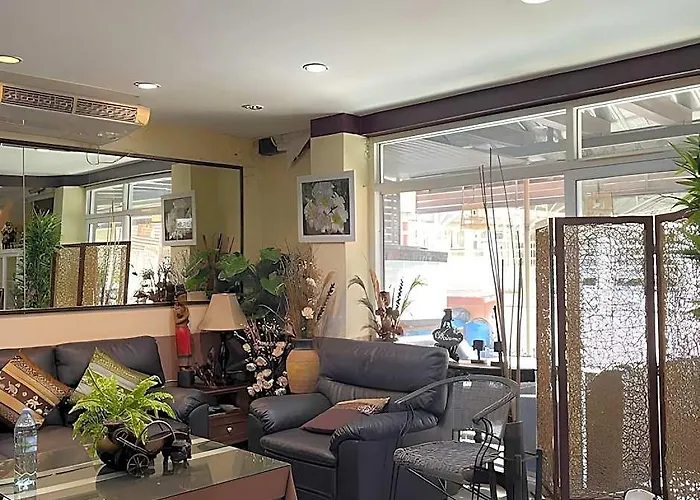 Hotel Baik